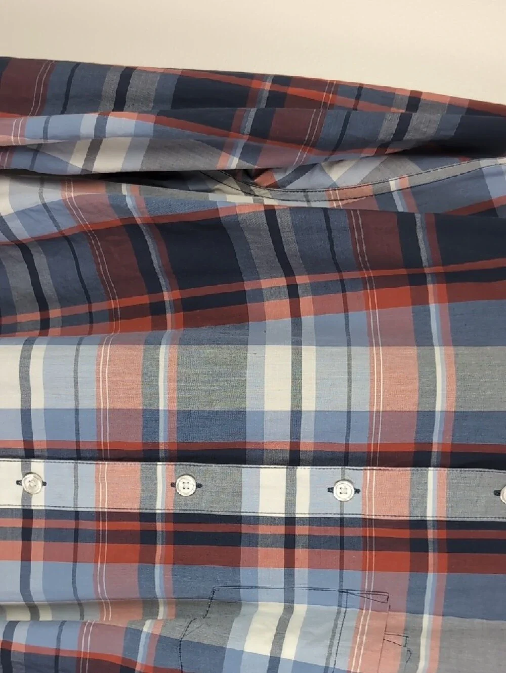 The NorthFace | Plaid Long-Sleeve Button Down Shirt | Blue, Red, Grey, White | L